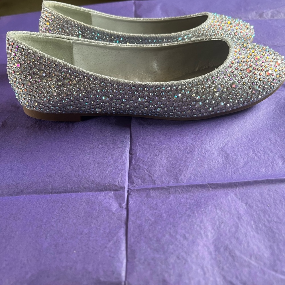 Women’s Flats - Picture 2 of 6